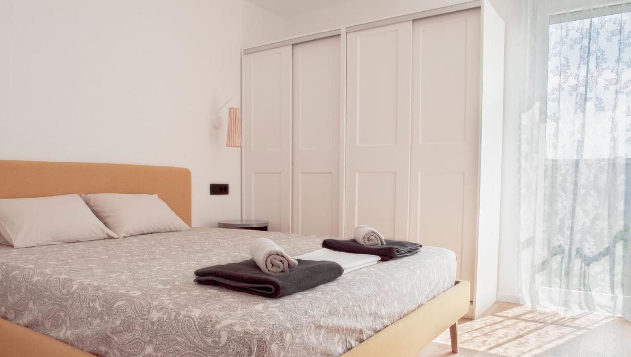 Apartment Vito Omis Exterior photo